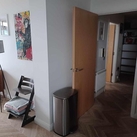 Cosy 1 Bedroom Apartment With Balcony Near Chiswick Лондон Экстерьер фото